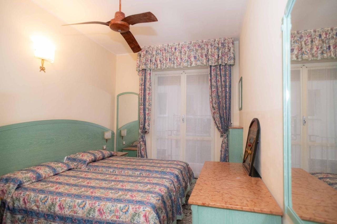 Hotel Magnolia ألبينغا المظهر الخارجي الصورة