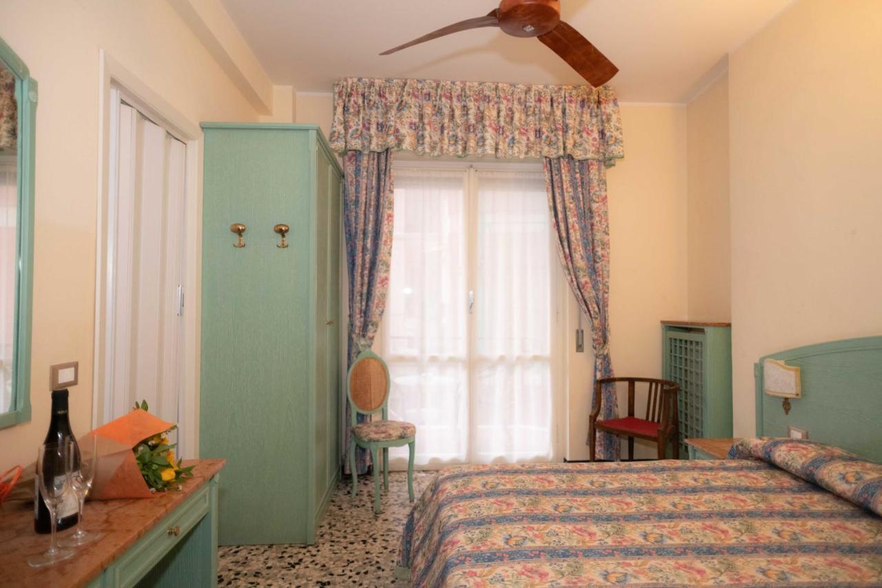 Hotel Magnolia ألبينغا المظهر الخارجي الصورة