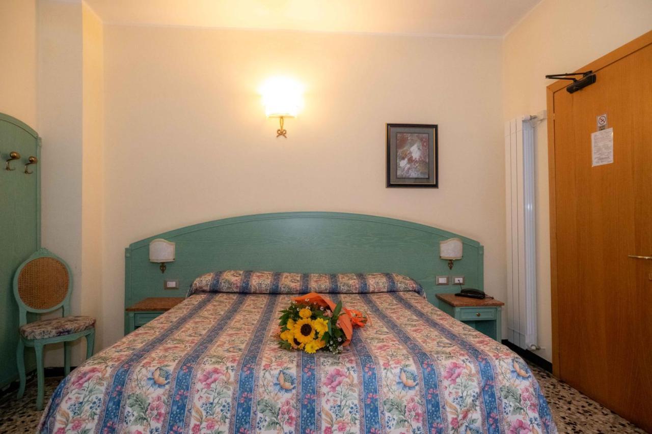 Hotel Magnolia ألبينغا المظهر الخارجي الصورة