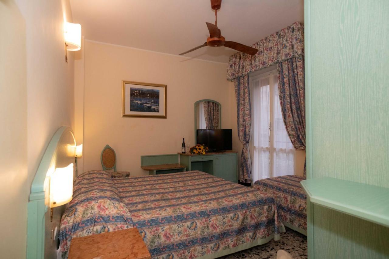 Hotel Magnolia ألبينغا المظهر الخارجي الصورة