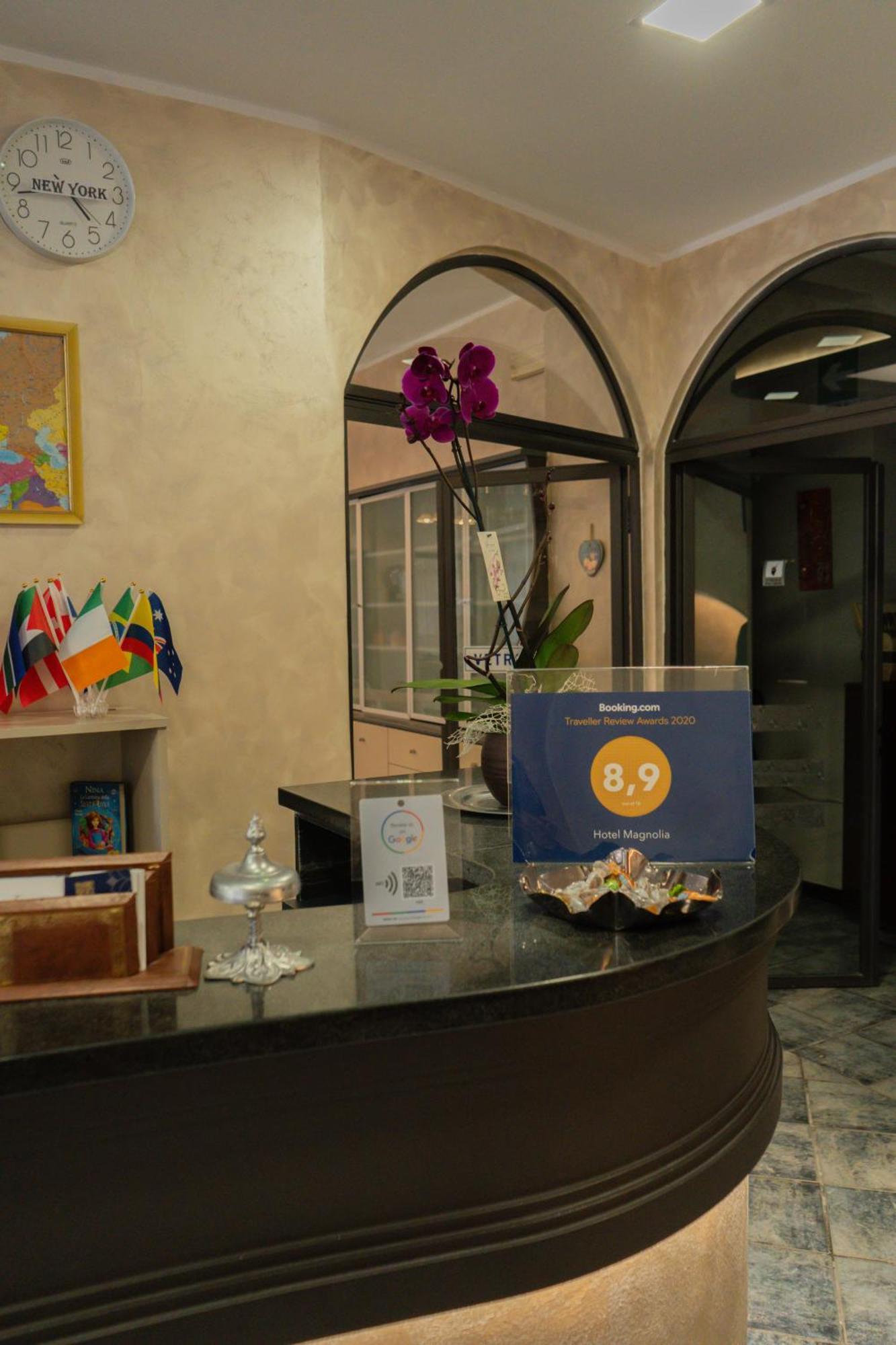 Hotel Magnolia ألبينغا المظهر الخارجي الصورة