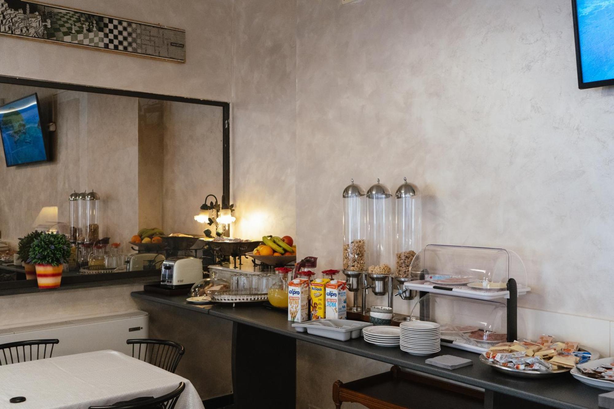 Hotel Magnolia ألبينغا المظهر الخارجي الصورة